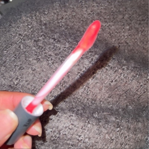 Bite beauty garnet lip gloss - Picture 2 of 2
